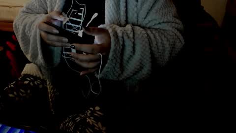 Snapshot of minka0 chatting on November 29, 10:24 pm minka0 online show from November 29, 10:24 pm