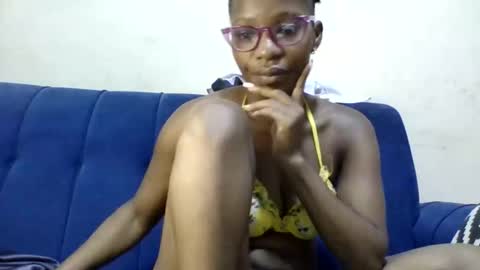 minlavine online show from February 16, 10:00 am