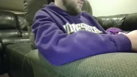 Minnesota Guy online show from January 8, 1:30 am