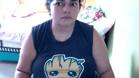 Snapshot of minnie_bbw69 chatting on December 17, 4:57 pm Andrea online show from December 17, 4:57 pm