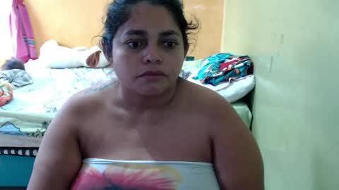 Snapshot of minnie_bbw69 chatting on May 14, 11:06 am Andrea online show from May 14, 11:06 am