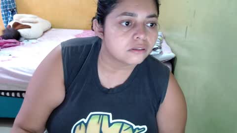 Snapshot of minnie_bbw69 chatting on June 5, 11:27 am Andrea online show from June 5, 11:27 am