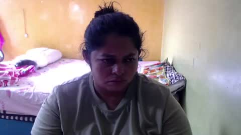 Snapshot of minnie_bbw69 chatting on June 27, 12:33 pm Andrea online show from June 27, 12:33 pm