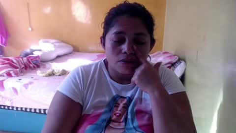 Snapshot of minnie_bbw69 chatting on June 28, 12:55 pm Andrea online show from June 28, 12:55 pm