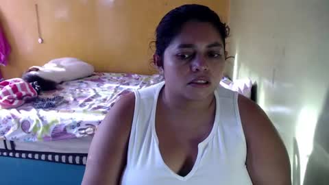 Snapshot of minnie_bbw69 chatting on July 1, 12:07 pm Andrea online show from July 1, 12:07 pm