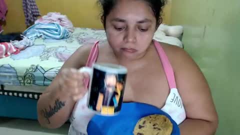 Snapshot of minnie_bbw69 chatting on July 8, 12:48 am Andrea online show from July 8, 12:48 am