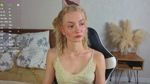 Snapshot of minnietammy chatting on October 21, 11:05 pm Mary is here 3 My favorite patterns 77143222321Try my private online show from October 21, 11:05 pm