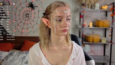 Snapshot of minnietammy chatting on October 31, 11:17 pm Mary is here 3 My favorite patterns 77143222321Try my private online show from October 31, 11:17 pm