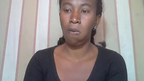 minouch211907 online show from September 9, 7:41 am