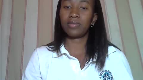 minouch211907 online show from September 18, 6:37 am