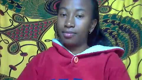 minouch211907 online show from October 2, 3:13 am