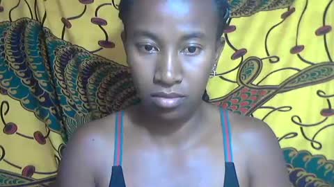 minouch211907 online show from October 17, 9:01 am