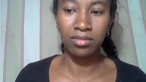 minouch211907 online show from November 19, 2:33 am