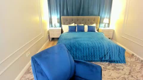 Snapshot of mintydaze chatting on October 3, 3:25 am Jessi online show from October 3, 3:25 am