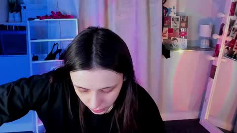 Snapshot of mipsymipson chatting on April 17, 9:23 am NEXT STREAM NOVEMBER 27282930 online show from April 17, 9:23 am