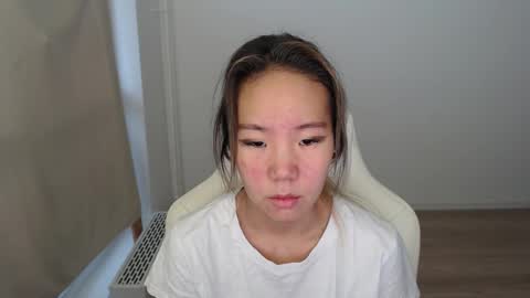 mira_g online show from November 9, 8:45 am