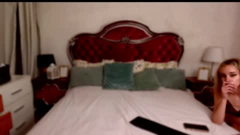 Mira online show from June 3, 2:33 pm