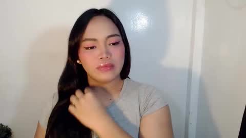 Mira Bella online show from April 29, 5:17 pm