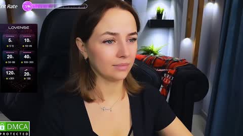 Snapshot of mira_mermayd chatting on December 14, 1:17 am Mira online show from December 14, 1:17 am