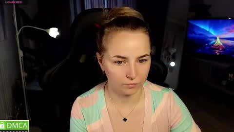 Mira online show from July 4, 1:23 am