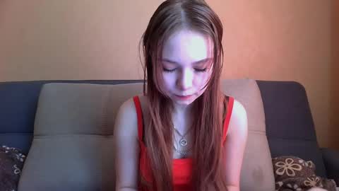 Snapshot of mira_princess chatting on May 6, 7:35 am MIRAcle online show from May 6, 7:35 am