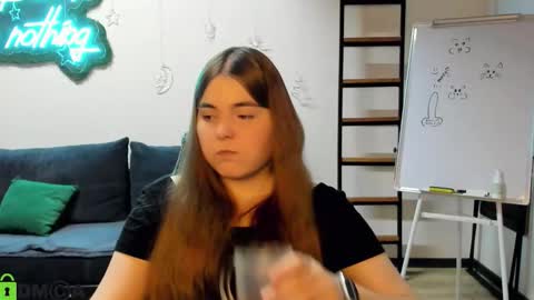 miraa_bloom online show from January 12, 2:22 pm