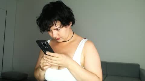 Snapshot of miradiaz chatting on July 10, 12:19 pm Meera online show from July 10, 12:19 pm