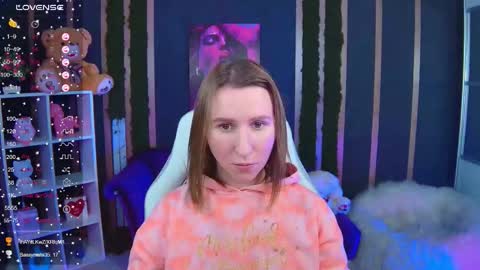 Mira online show from December 4, 2:15 pm