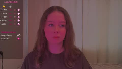 Snapshot of miranadevl chatting on November 19, 11:10 am Kira online show from November 19, 11:10 am