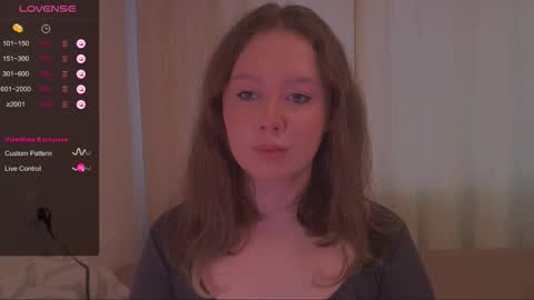 Snapshot of miranadevl chatting on November 25, 11:43 am Kira online show from November 25, 11:43 am