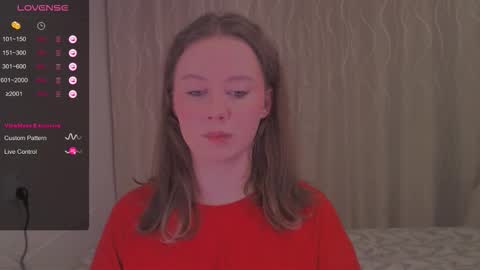 Snapshot of miranadevl chatting on December 1, 9:53 pm Kira online show from December 1, 9:53 pm