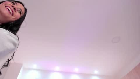 miranda_crawfor online show from October 3, 4:31 am