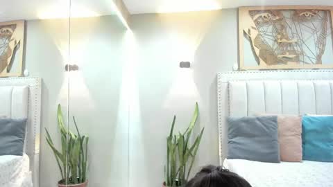    online show from January 7, 12:07 pm