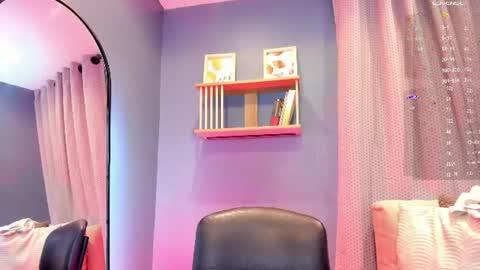 Snapshot of miranda_doll_ chatting on June 10, 12:04 pm online show from June 10, 12:04 pm
