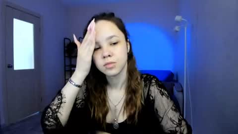 miranda_holms online show from June 13, 1:58 am