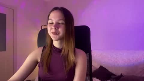 Snapshot of miranda_holms chatting on July 26, 5:04 am miranda_holms online show from July 26, 5:04 am