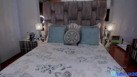 Miranda online show from February 4, 11:20 pm