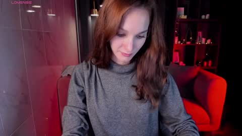 Snapshot of mirandaglow chatting on December 26, 5:47 am Miranda online show from December 26, 5:47 am