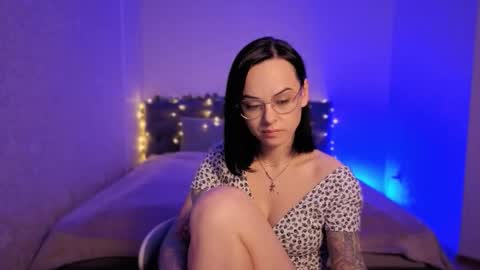 MiraSkyy online show from March 20, 4:34 pm