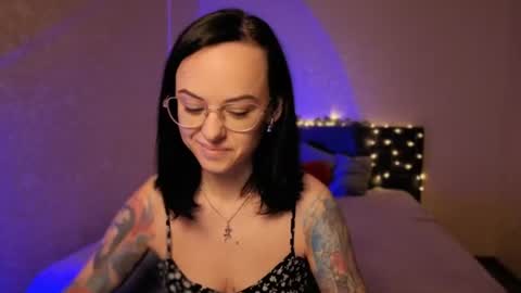 Snapshot of miraskyy chatting on June 12, 6:40 pm MiraSkyy online show from June 12, 6:40 pm