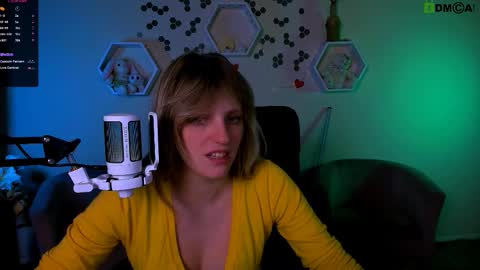 Snapshot of miriam_crazy chatting on September 21, 1:02 pm miriam_crazy online show from September 21, 1:02 pm