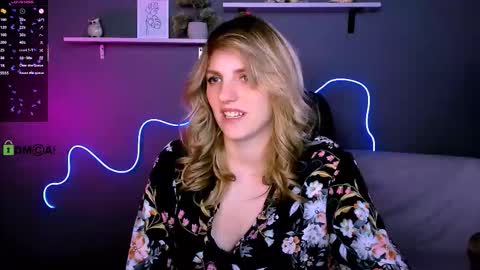 Snapshot of miriam_crazy chatting on September 29, 7:40 pm miriam_crazy online show from September 29, 7:40 pm