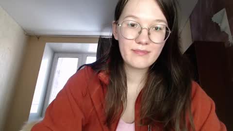 Snapshot of miriamor chatting on February 19, 10:23 am Mira online show from February 19, 10:23 am