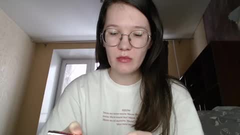 Snapshot of miriamor chatting on February 24, 7:44 am Mira online show from February 24, 7:44 am