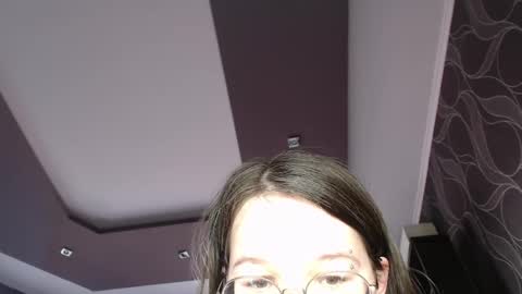 Snapshot of miriamor chatting on March 10, 8:37 am Mira online show from March 10, 8:37 am