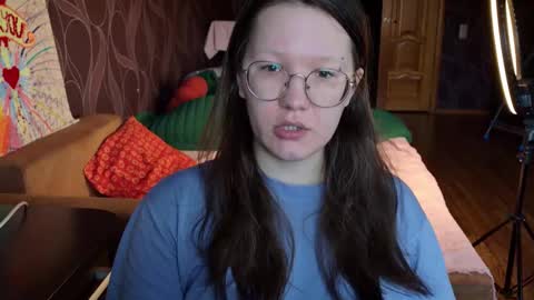 Snapshot of miriamor chatting on November 9, 7:39 am Mira online show from November 9, 7:39 am