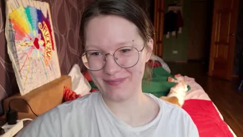 Snapshot of miriamor chatting on November 16, 7:36 am Mira online show from November 16, 7:36 am