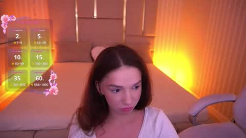 Snapshot of miriellenymph chatting on November 18, 2:54 pm Mira online show from November 18, 2:54 pm