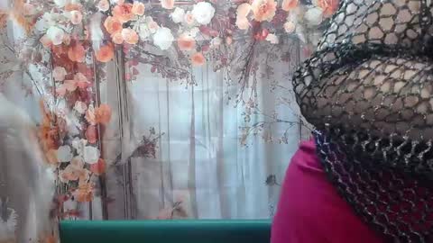 Snapshot of miroslava_happi chatting on May 7, 6:19 am Miroslava Happi online show from May 7, 6:19 am