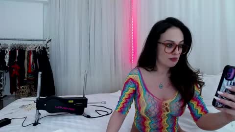 Mirrabelle online show from February 17, 5:19 pm